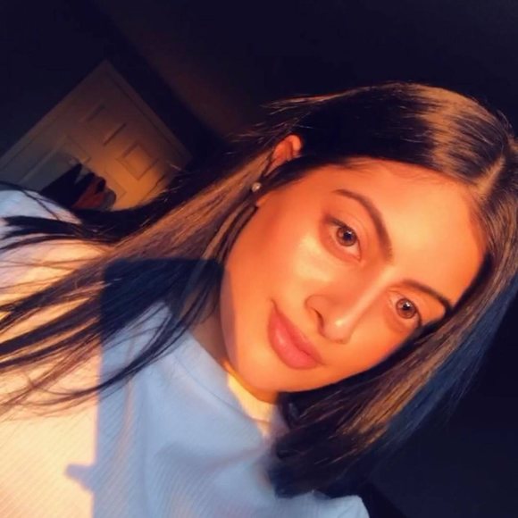 Meet your Posher, Bee - Picture 1 of 1